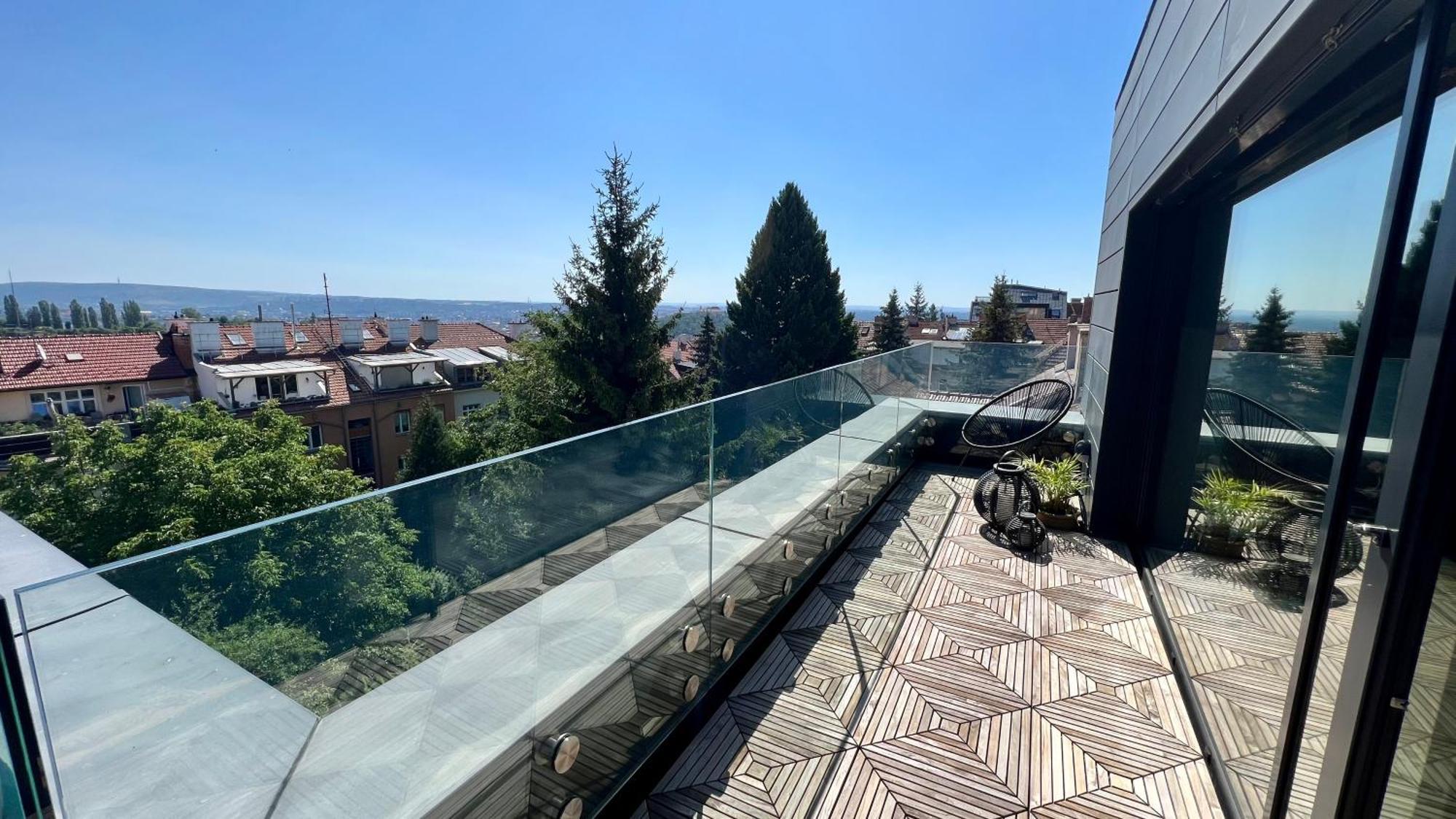 Apartman Se Saunou A Terasou S Vyhledem Na Brno Luaran gambar