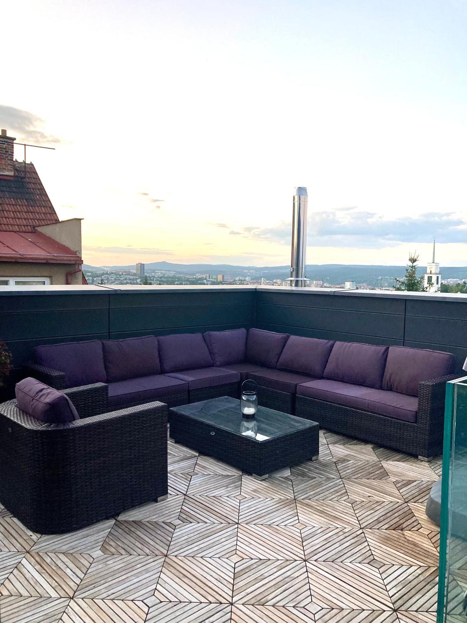 Apartman Se Saunou A Terasou S Vyhledem Na Brno Luaran gambar