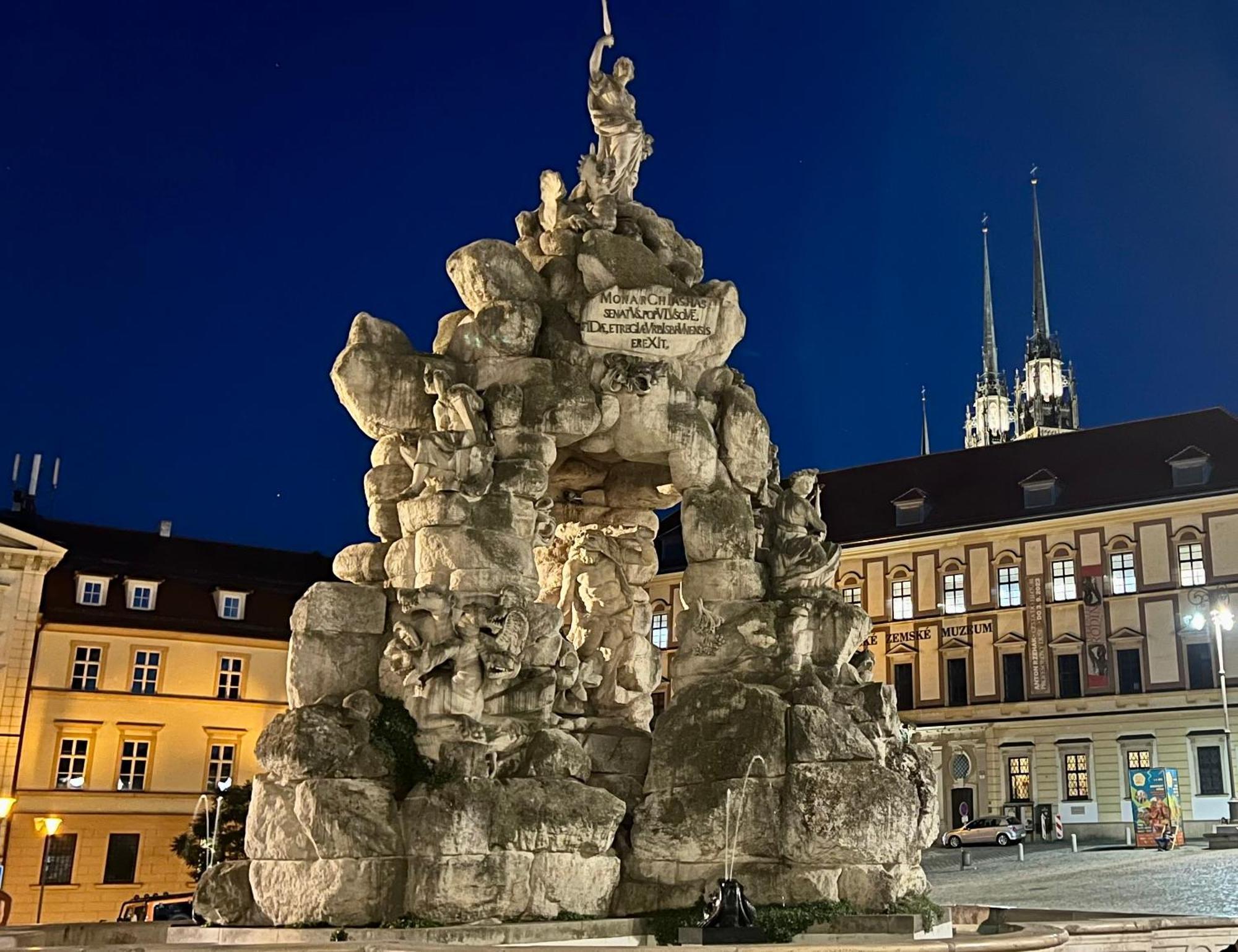 Apartman Se Saunou A Terasou S Vyhledem Na Brno Luaran gambar